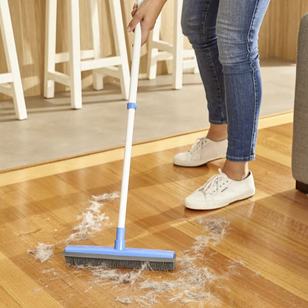 Oates | Value Electrostatic Telescopic Broom | Crystalwhite Cleaning Supplies Melbourne